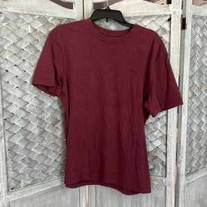 Red American Eagle tee, size medium
